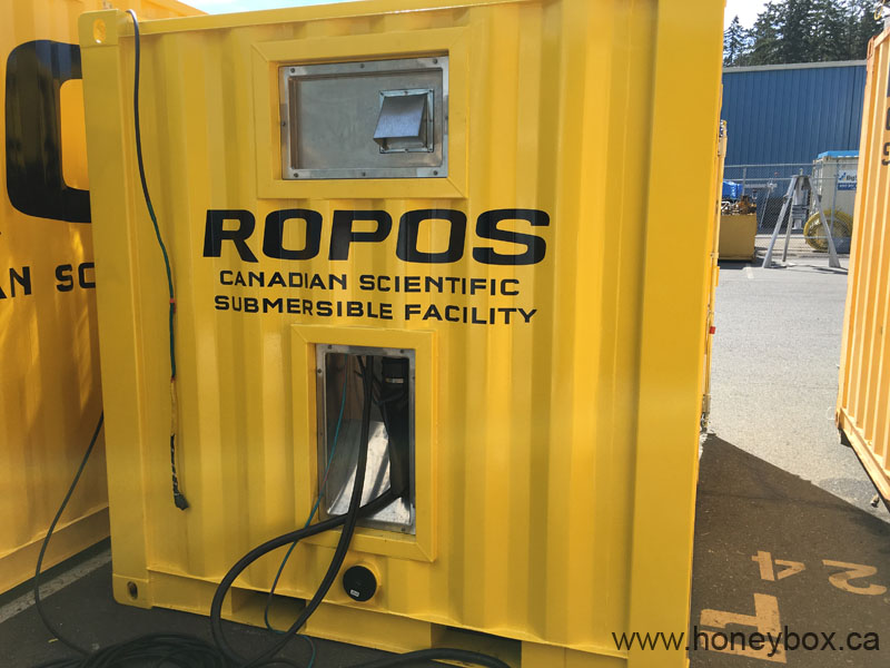 Shipping Container work shop_ropos Honeybox 24